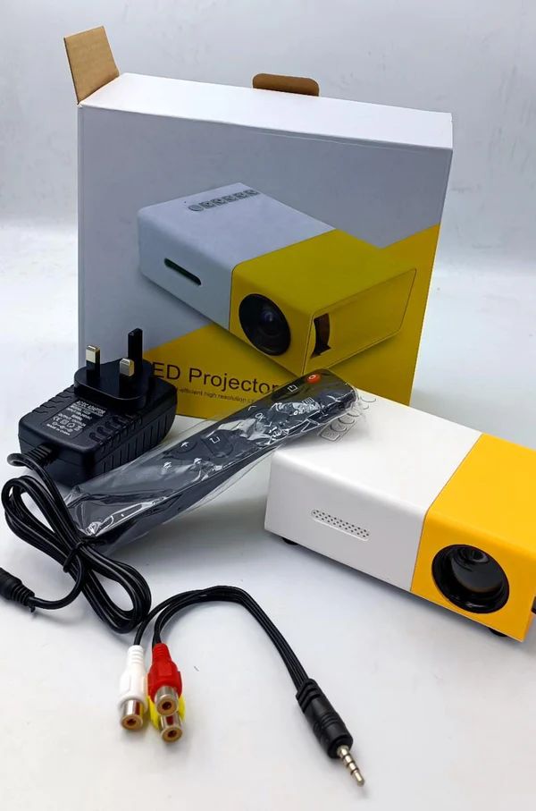 Meer Mini Projector YG-300 - Arabinox
